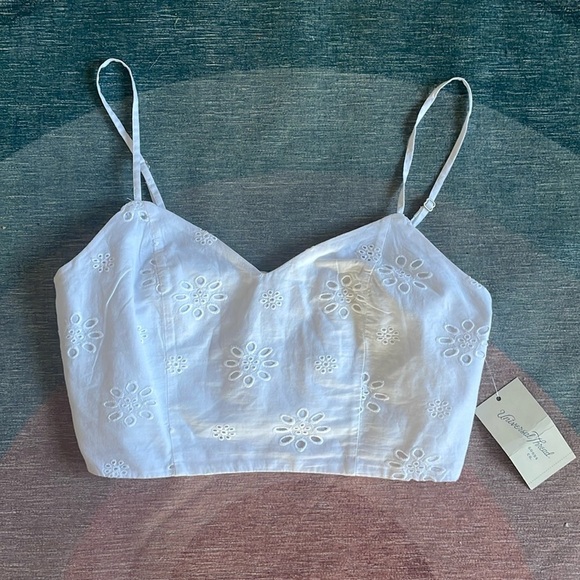 NWT Universal Thread Eyelet Floral Crop Top - Picture 2 of 8